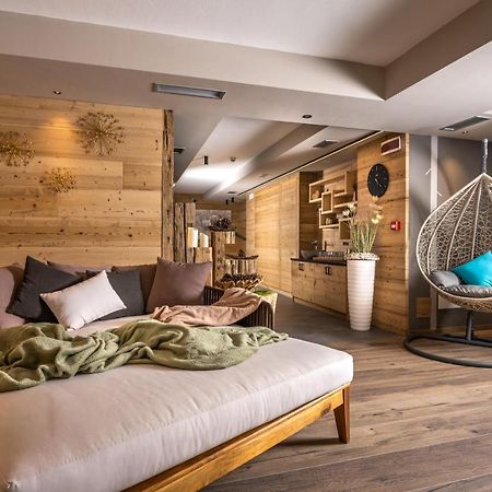 Cesa Edelweiss Living & Spa Campitello di Fassa Kültér fotó