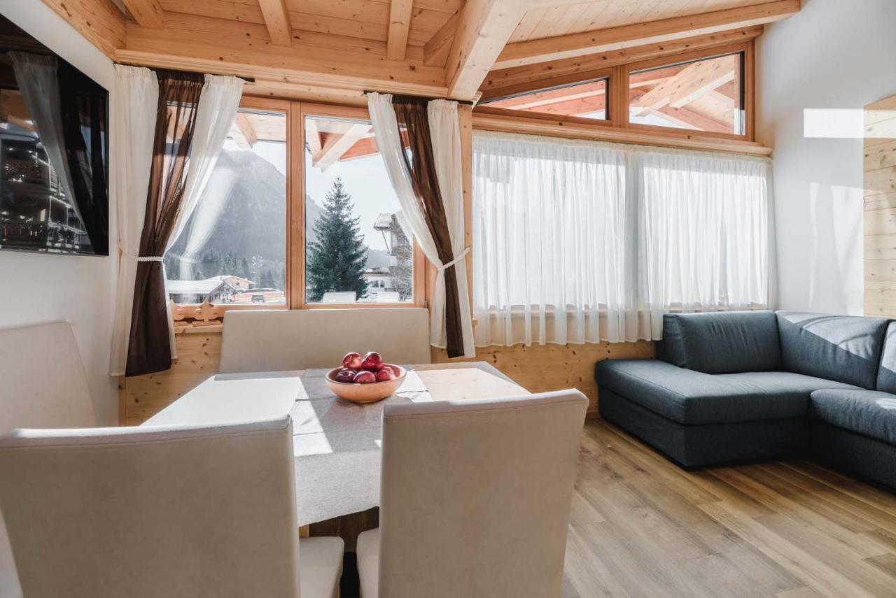Cesa Edelweiss Living & Spa Campitello di Fassa Kültér fotó