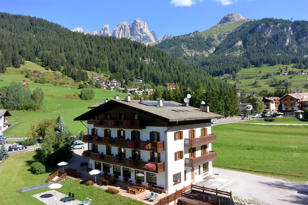 Cesa Edelweiss Living & Spa Campitello di Fassa Kültér fotó