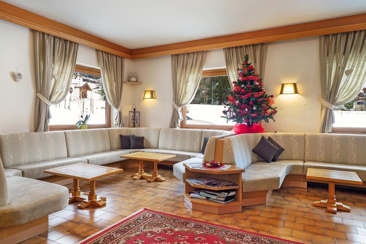 Cesa Edelweiss Living & Spa Campitello di Fassa Kültér fotó